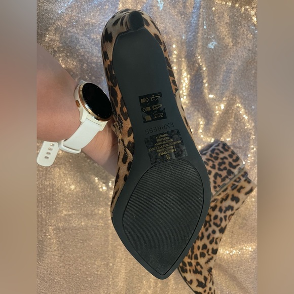 Like New!! Express Leopard Pointy Heel Boots in Size 8! Only worn out once! 💖 - Picture 2 of 11
